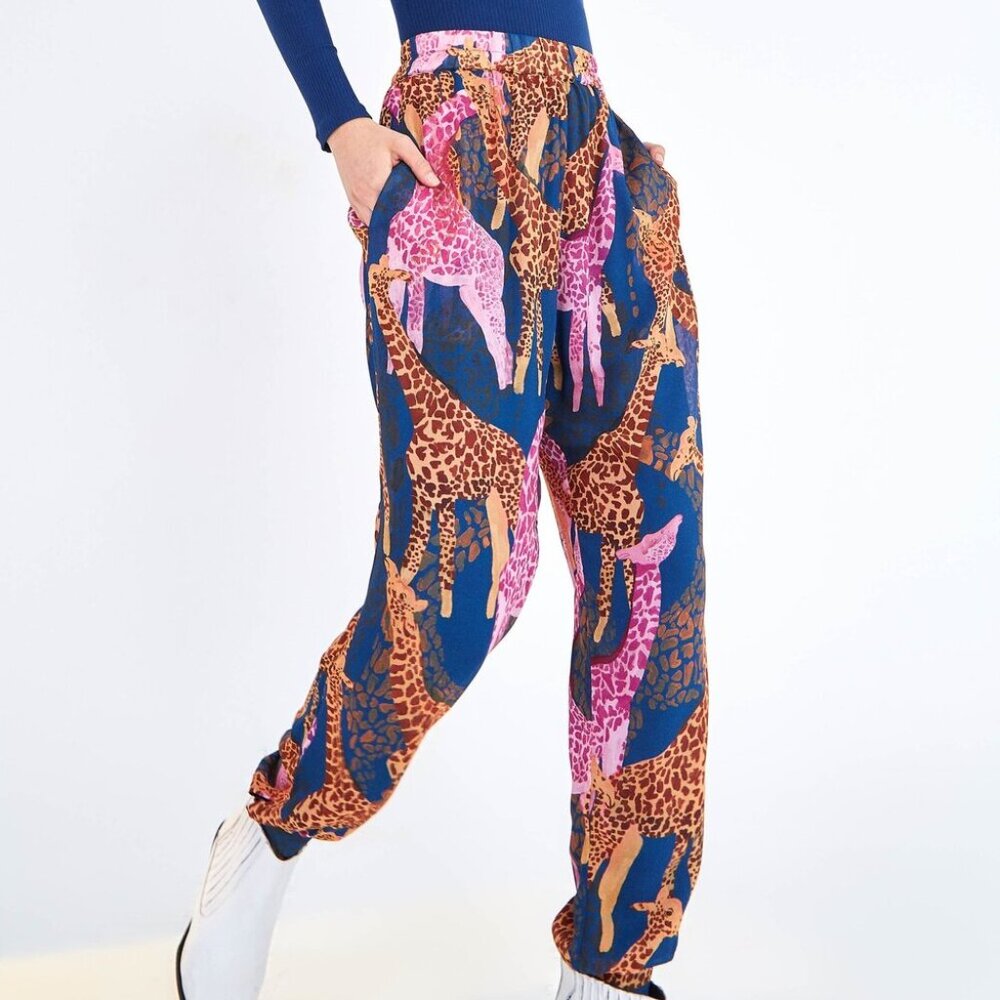 Farm Rio PINK GIRAFFE CUFFED PANTS, Size small